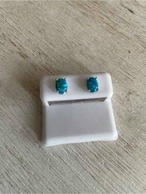 Opal 925 Sterling Silver Oval Stud Earrings - Green Blue